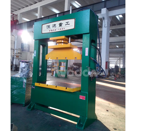 100T龍門(men)液壓機