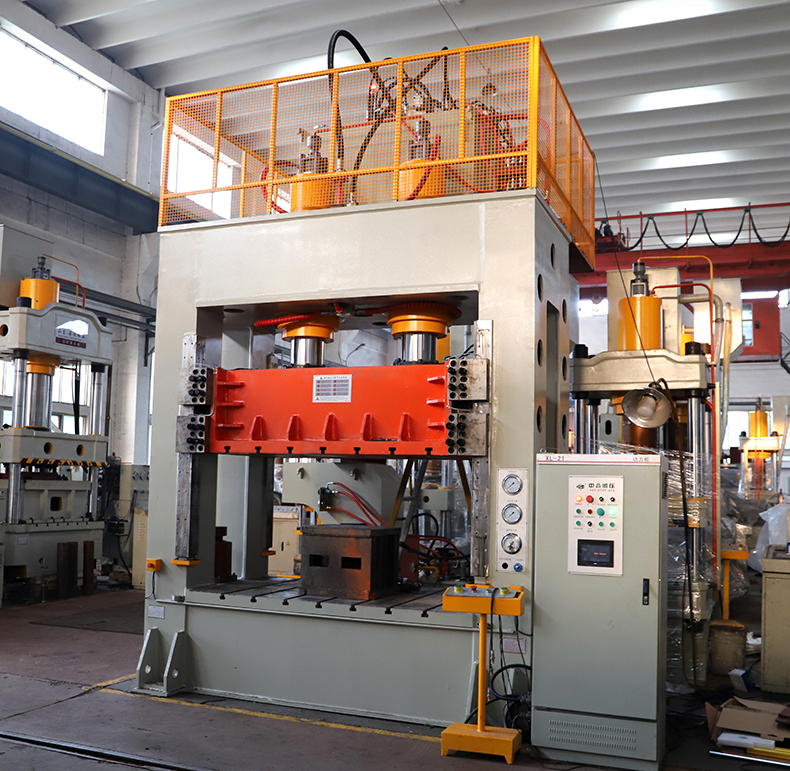 建築隔溫新型(xing)材料成型機