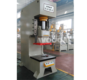 滑塊導軌(gui)沖床