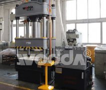 YQ32-200T液(yè)壓機