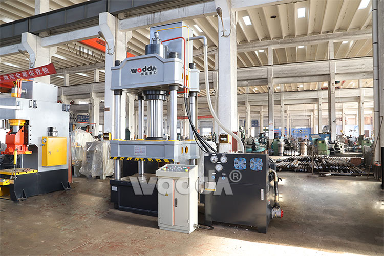 315t三梁四柱(zhu)液壓機