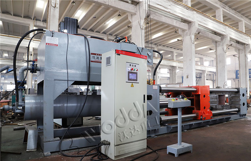 卧式(shi)四柱液壓機(jī)