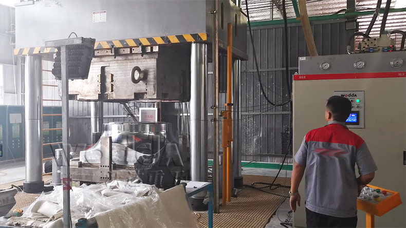 玻璃(li)鋼風機生産(chǎn)設備 玻璃鋼(gāng)風機生産設(she)備