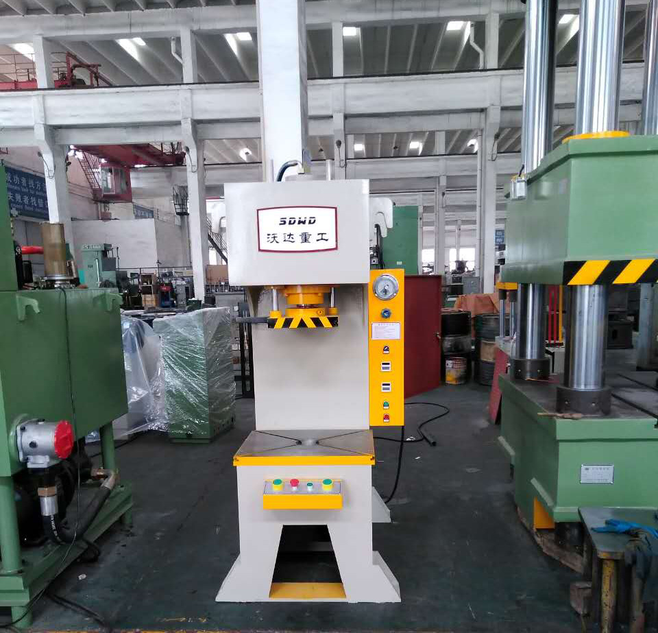 100噸單臂液(yè)壓機