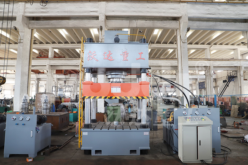 500噸四柱液(yè)壓機價格 500噸(dun)四柱液壓機(jī)價格