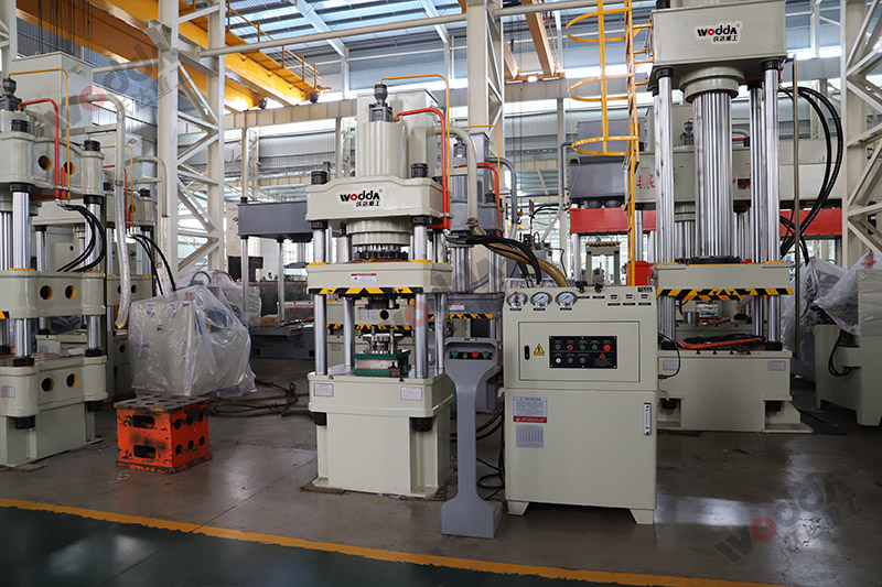 200噸(dun)不鏽鋼蓋拉伸液(yè)壓機 200噸不鏽鋼蓋(gài)拉伸液壓機