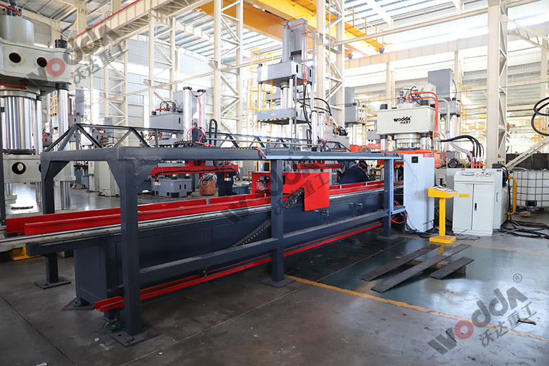 400噸錨(mao)杆托盤(pán)生産線(xian) 400噸錨杆(gan)托盤生(shēng)産線