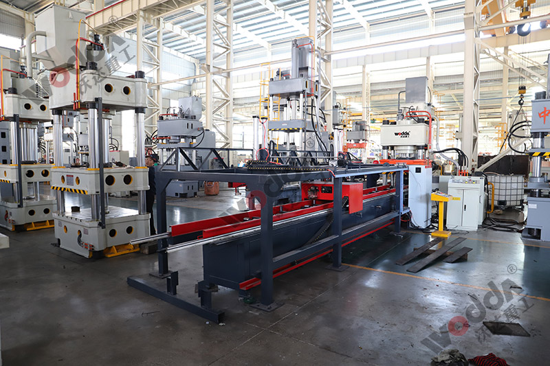 400噸錨杆托盤(pán)生産線(錨杆托(tuō)盤模具+自動送(sòng)料線) 400噸錨杆托(tuō)盤生産線(錨杆(gan)托盤模具+自動(dòng)送料線)