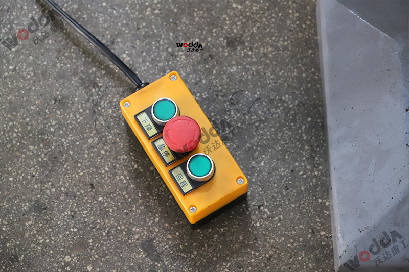 500噸(dun)拉伸液壓機急(jí)停控制按鈕 500噸(dun)拉伸液壓機急(jí)停控制按鈕