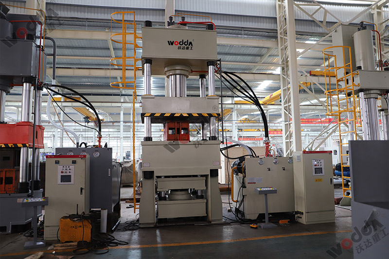 500噸(dun)拉伸液壓機 500噸(dun)拉伸液壓機