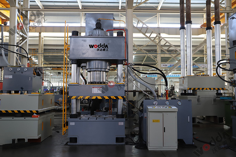 630噸拉伸液壓機(ji)