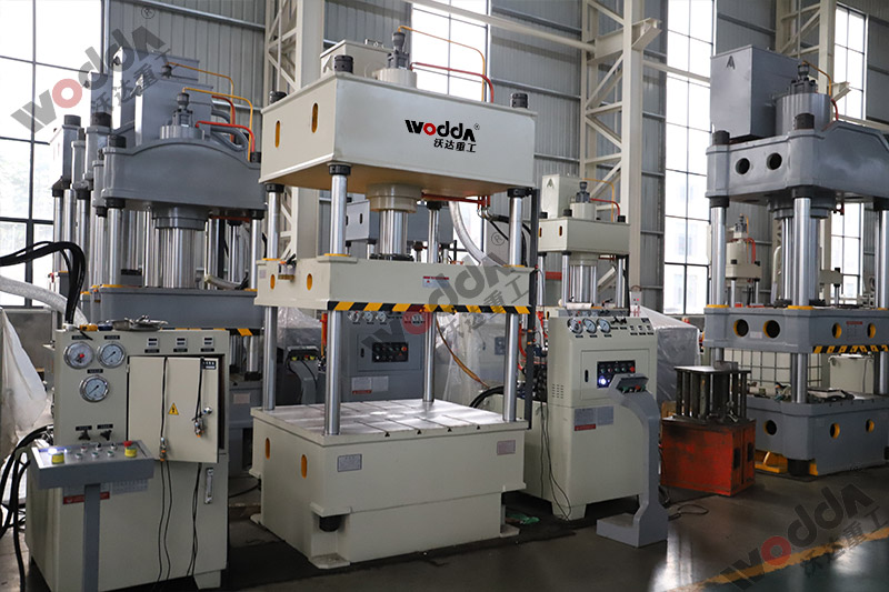 100噸薄闆拉(la)伸液壓機 100噸(dun)薄闆拉伸液(yè)壓機