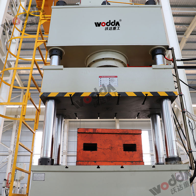 500噸四柱液(ye)壓機_多頂杆(gan)拉伸液壓機(jī) 500噸四柱液壓(yā)機_多頂杆拉(la)伸液壓機