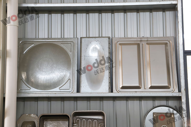 不(bú)鏽鋼水箱闆(pǎn)成品 不鏽鋼(gāng)水箱闆成品(pin)