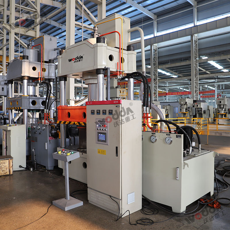 315噸液壓機(jī) 315噸液壓機