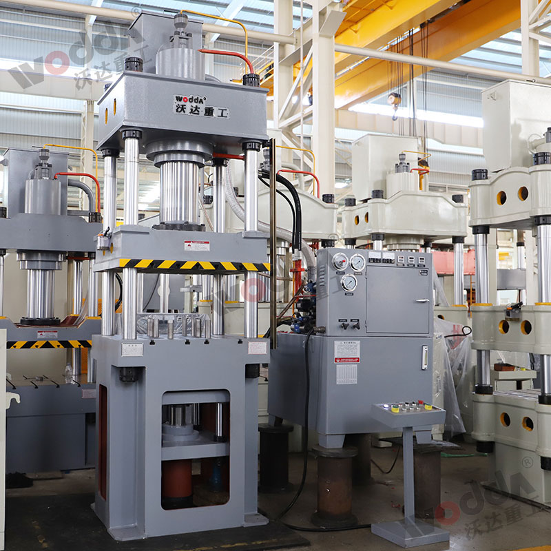 200噸拉伸液壓(yā)機 200噸拉伸液壓機(ji)