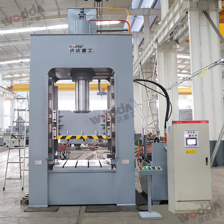 250噸(dun)框架液(ye)壓機 250噸(dun)框架液(ye)壓機