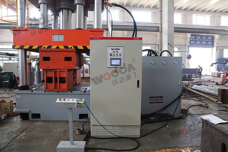 封(feng)頭液壓機 封頭(tóu)液壓機