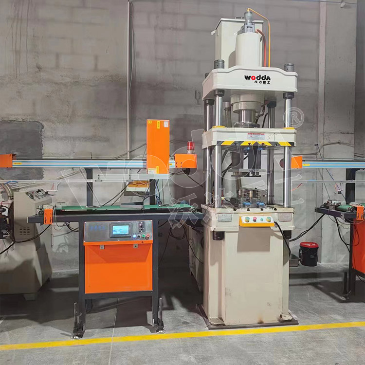 100噸不鏽(xiu)鋼廚具拉(la)伸液壓機(jī) 100噸不鏽鋼(gāng)廚具拉伸(shēn)液壓機