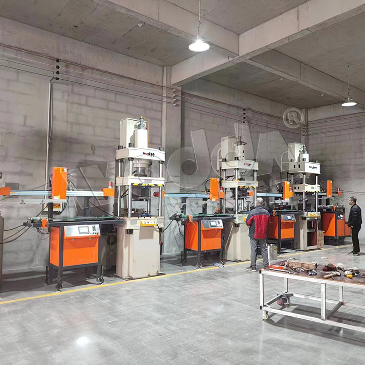 100噸(dūn)不鏽鋼廚(chu)具拉伸液(yè)壓機 100噸不(bú)鏽鋼廚具(jù)拉伸液壓(ya)機