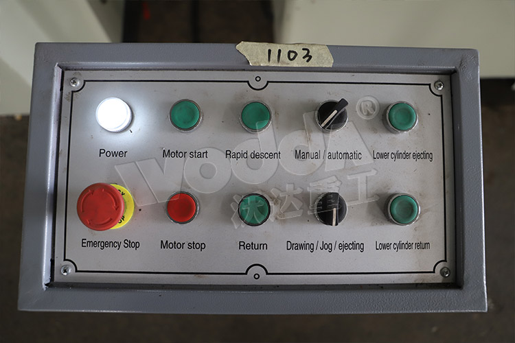 150噸拉伸機（控(kong)制台）