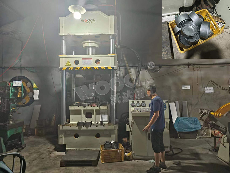 上置液(yè)壓墊315噸金屬薄闆(pan)拉伸液壓機 上置(zhi)液壓墊315噸金屬薄(bao)闆拉伸液壓機