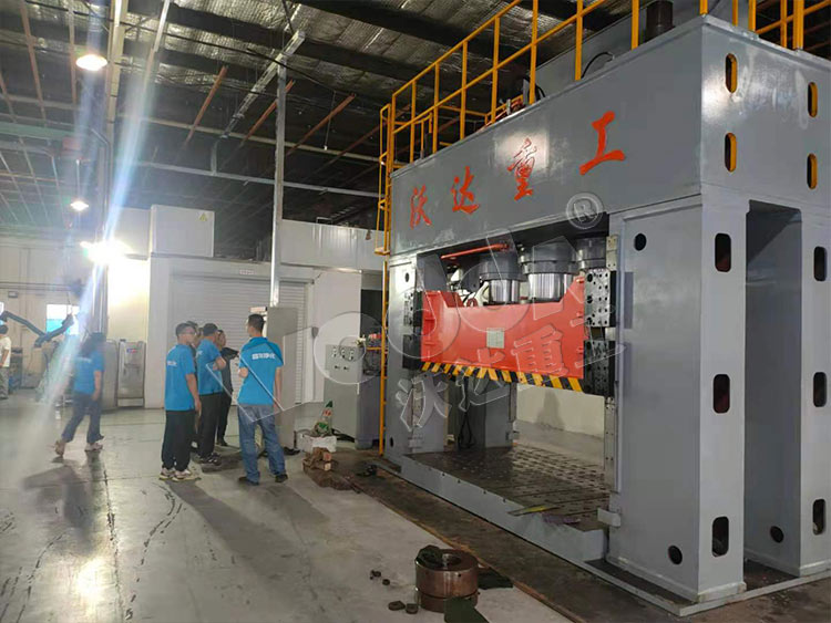 1000噸(dun)框架式液壓機