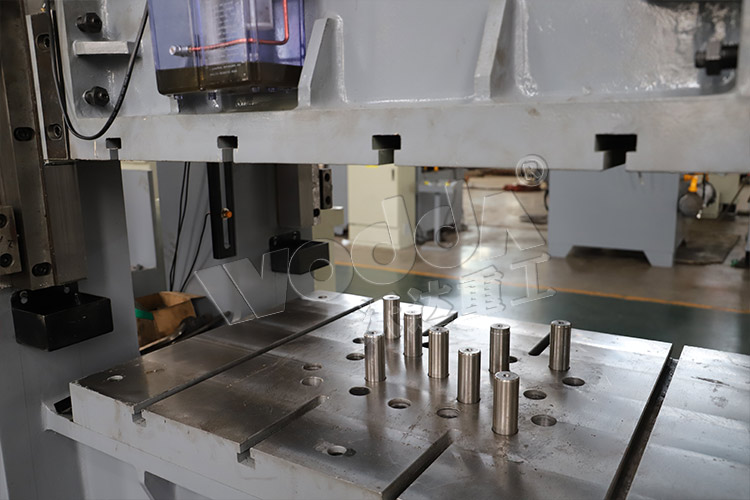 液壓墊(nian) 液壓墊