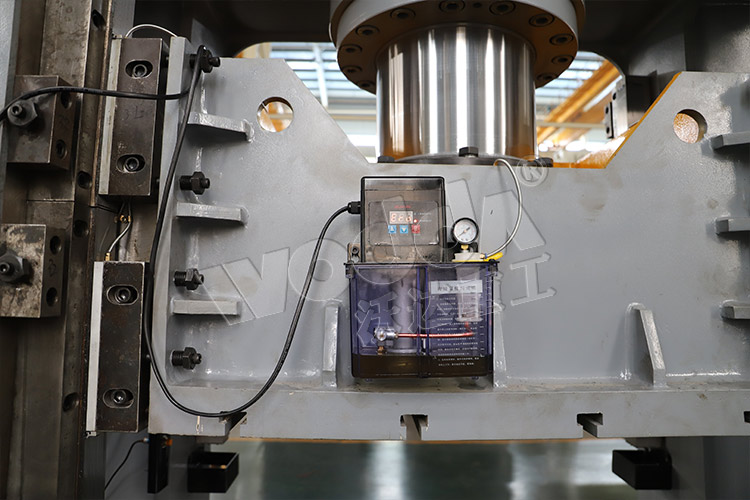 框架液壓(yā)機導軌 框(kuàng)架液壓機(jī)導軌