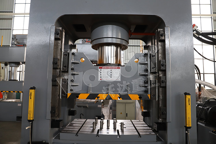 機身(shēn) 機身