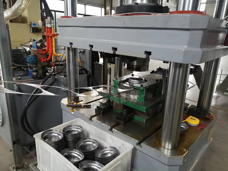 200噸拉(la)伸液壓機 200噸拉伸(shen)液壓機