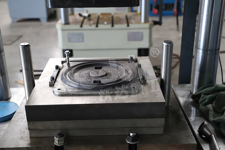 轉(zhuan)移托盤模具(ju) 轉移托盤模(mo)具