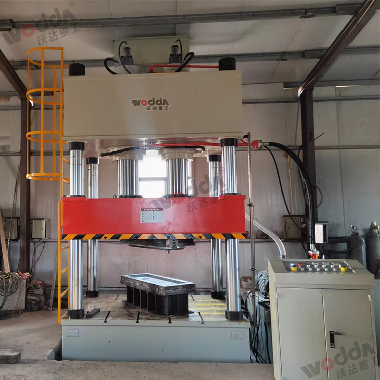 400噸(dun)金屬沖壓拉伸(shēn)壓型液壓機