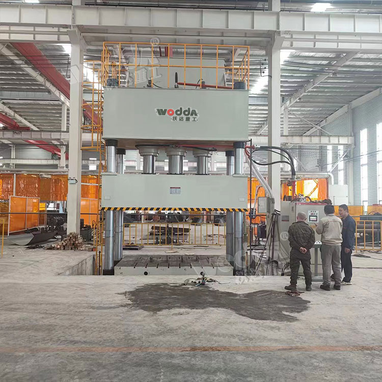 1000噸(dūn)汽車配件四(sì)柱拉伸液壓(yā)機 1000噸汽車配(pei)件四柱拉伸(shēn)液壓機