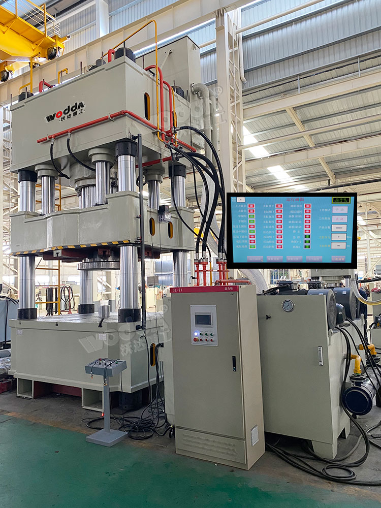 1750噸封頭液壓機(ji) 1750噸封頭液壓機(jī)