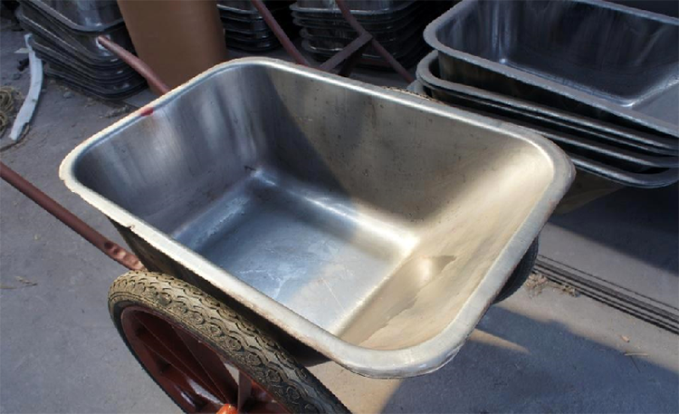 灰鬥車 灰(hui)鬥車