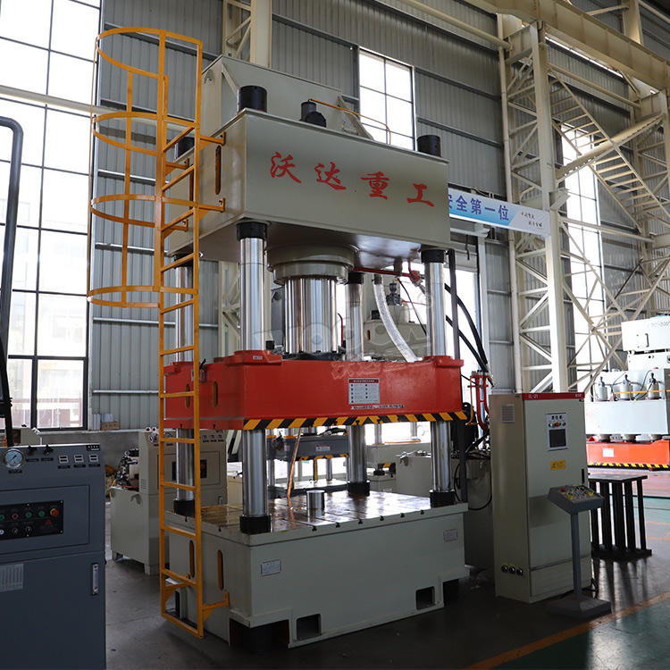 500噸液壓拉伸(shen)機 500噸液壓拉伸(shēn)機