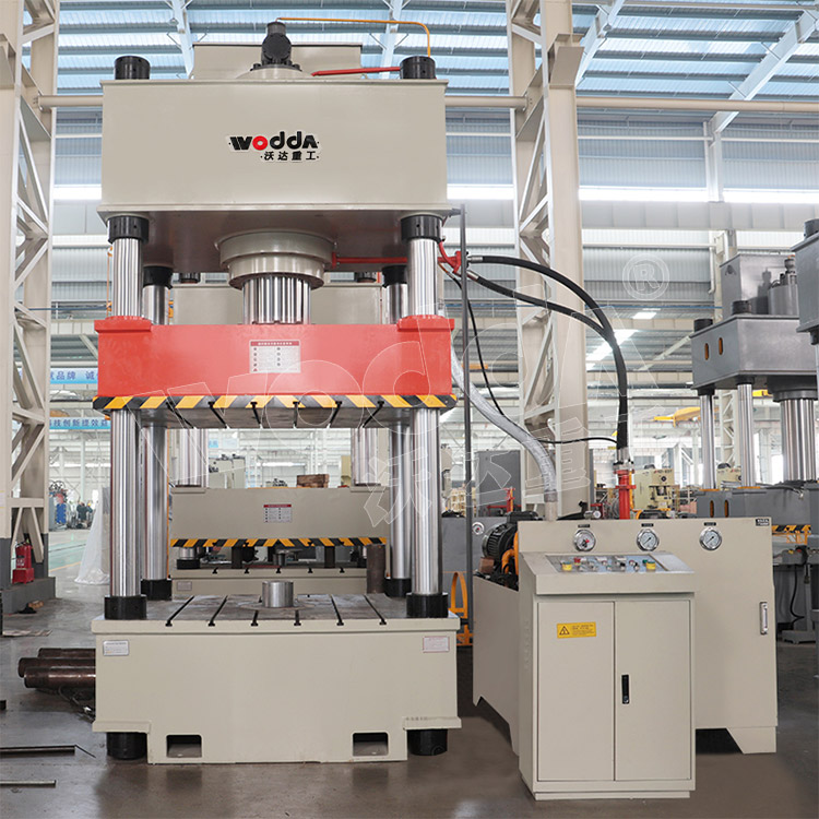 500噸液(yè)壓機帶頂出(chū)缸 500噸液壓機(jī)帶頂出缸