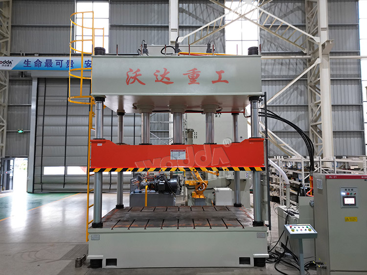 315噸四柱(zhù)液壓機 315噸四(sì)柱液壓機