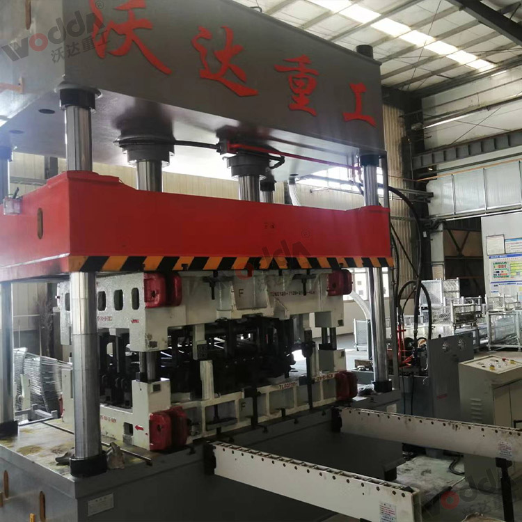 200噸(dun)汽車内飾件(jian)液壓機 200噸汽(qì)車内飾件液(yè)壓機