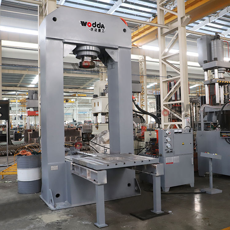 315噸龍門式(shi)電機軸承(chéng)壓裝液壓(ya)機 315噸龍門(mén)式電機軸(zhóu)承壓裝液(ye)壓機