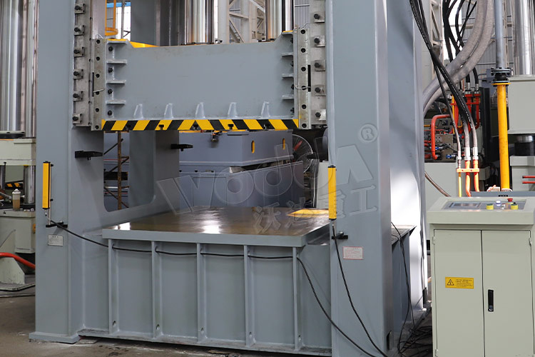 工作(zuò)台及光(guang)栅保護(hu)裝置