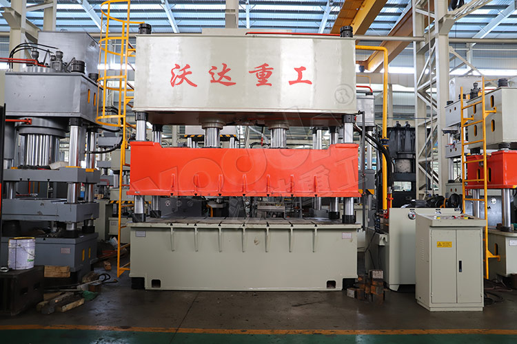 大台面(miàn)315噸汽車内(nei)飾件液壓(yā)機 大台面(mian)315噸汽車内(nèi)飾件液壓(ya)機