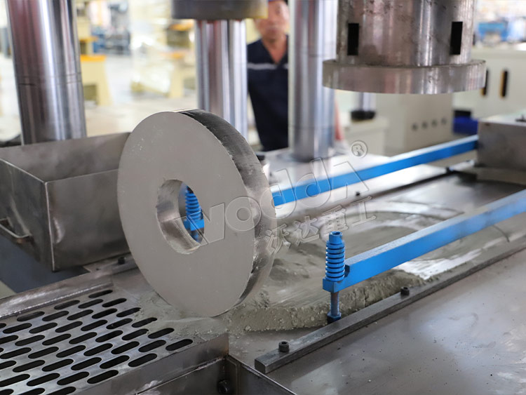 法蘭粉(fěn)末成型(xing) 法蘭粉(fen)末成型(xíng)