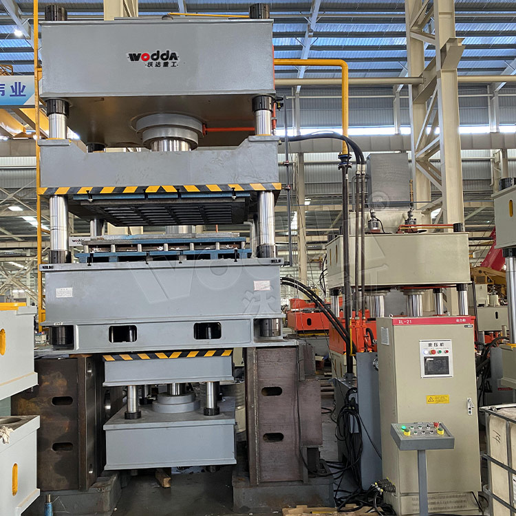 400噸拉(la)伸液壓機帶液壓(yā)墊 400噸拉伸液壓機(jī)帶液壓墊