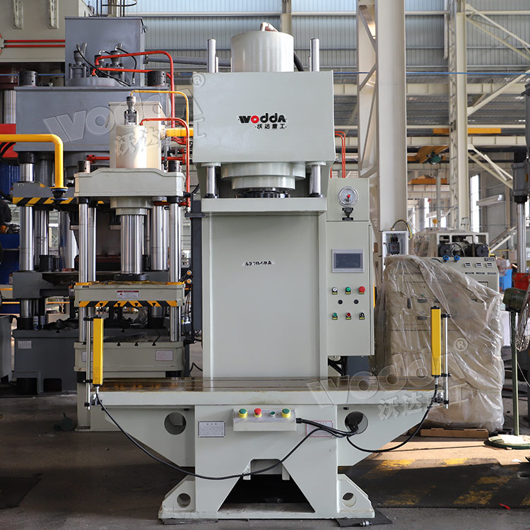 200噸單臂校直(zhí)機