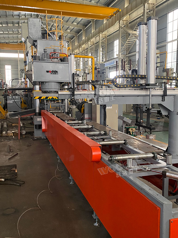 500噸(dūn)錨杆托(tuo)盤自動(dòng)化生産(chǎn)線 500噸錨(máo)杆托盤(pán)自動化(hua)生産線(xian)