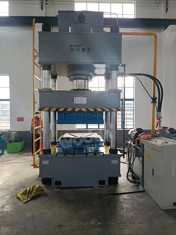 500噸液壓機 500噸液(ye)壓機