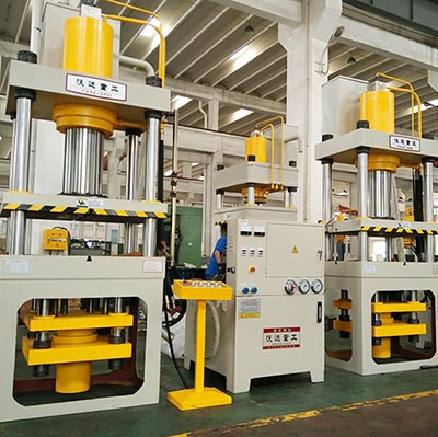 315噸不鏽鋼(gāng)鍋碗瓢盆(pen)拉伸液壓(yā)機_315T四柱液(ye)壓機