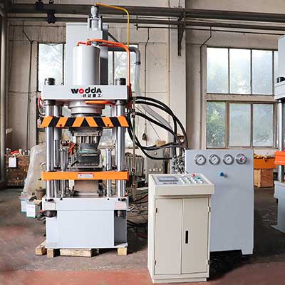 粉末(mò)成型液(ye)壓機_四(sì)梁四柱(zhu)液壓機(jī)價格
